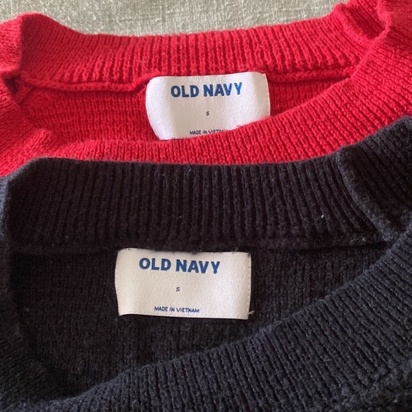 Pair of sweaters(2) - Picture 6 of 6